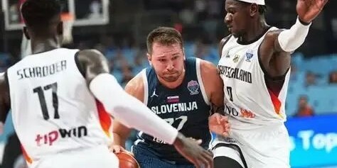 卢卡独挑德国双雄却难挽败局