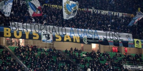 星空体育下载-穆里尼奥重回梅阿查：赢了鲜花，输了颜面