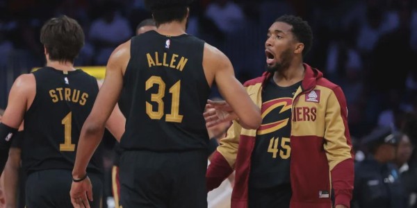 星空体育APP-骑士vs黄蜂：比赛一触即发 胜负和比分该怎么选？