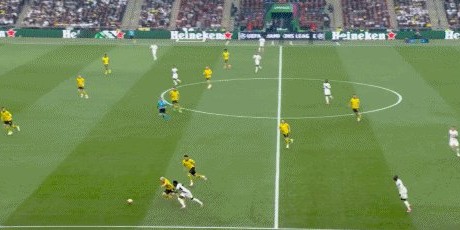 星空体育下载-【欧冠决赛】皇马2-0多特蒙德，队史第15座大耳朵杯！