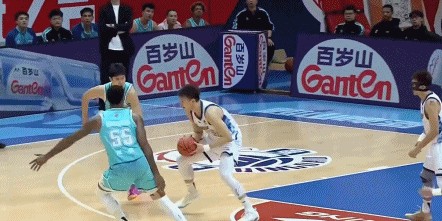 星空体育下载-CBA最新排名：广厦捍卫领头羊 两大黑马战绩狂飙 四川20连败惹争议