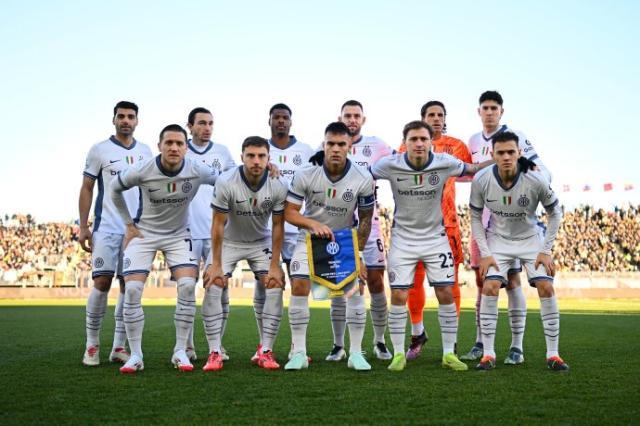 1736693312012013324.jpg 4c61f534gy1hxibzcnc6nj235s23vnpd.jpg